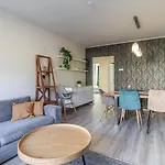 Two Bedroom Close To Kadriorg Park And Center * Tallinn