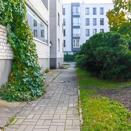 Two-bedroom Near Kadriorg Park & Centre Tallinn