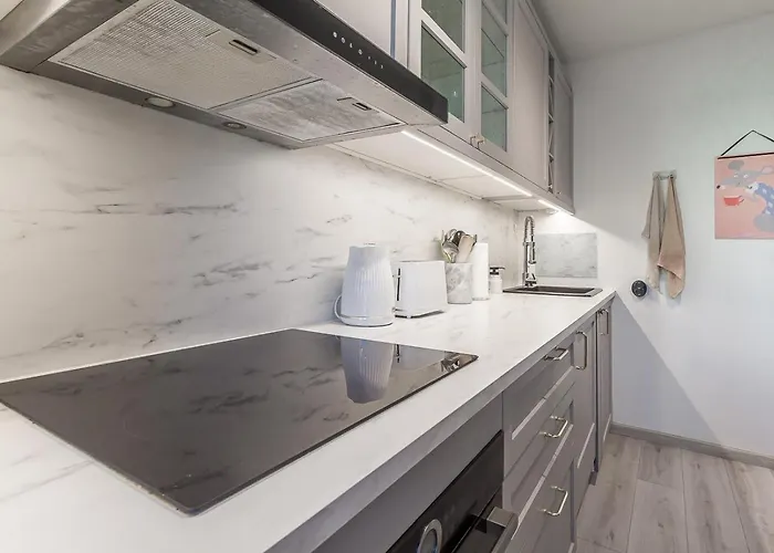 Apartamento Two Bedroom Close To Kadriorg Park And Center *