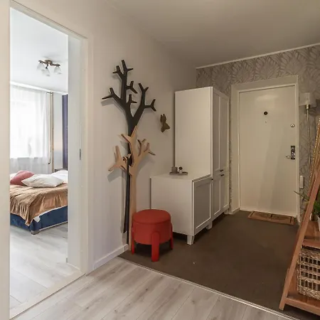 Two Bedroom Close To Kadriorg Park And Center Apartmán