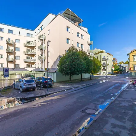 Two-bedroom Near Kadriorg Park & Centre * Tallinn